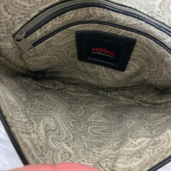 Hobo Black Leather ID Window Minimalist Crossbody Wallet Bag - Picture 7 of 7